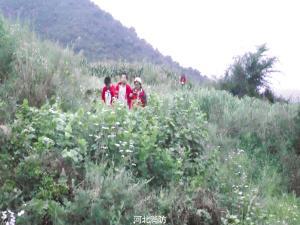 7人被困河北大海陀景区消防凌晨艰苦救援(图)