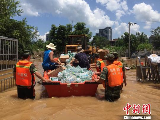 海南临高500余名大众被困3天有关部门连续运物资救济