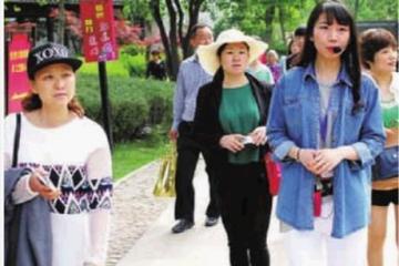 网约导游来了！一天价格最高千元