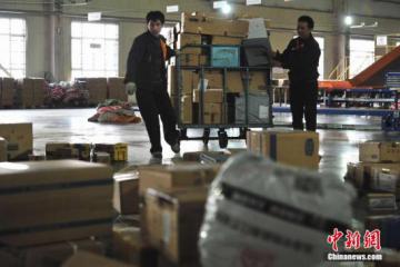 邮政普通包裹拟区分首重、续重计费推行寄递到户