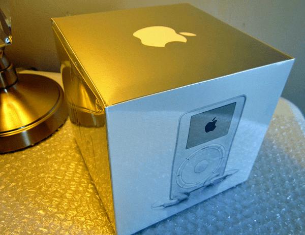 初代iPod登录eBey开卖这也许是史上最贵苹果产品