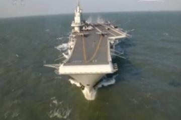 独家！我国航母编队跨海演训画面：歼-15升空完成多个训练科目