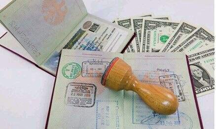 美国旅游签证只能一年用一次？超过被关“小黑屋”